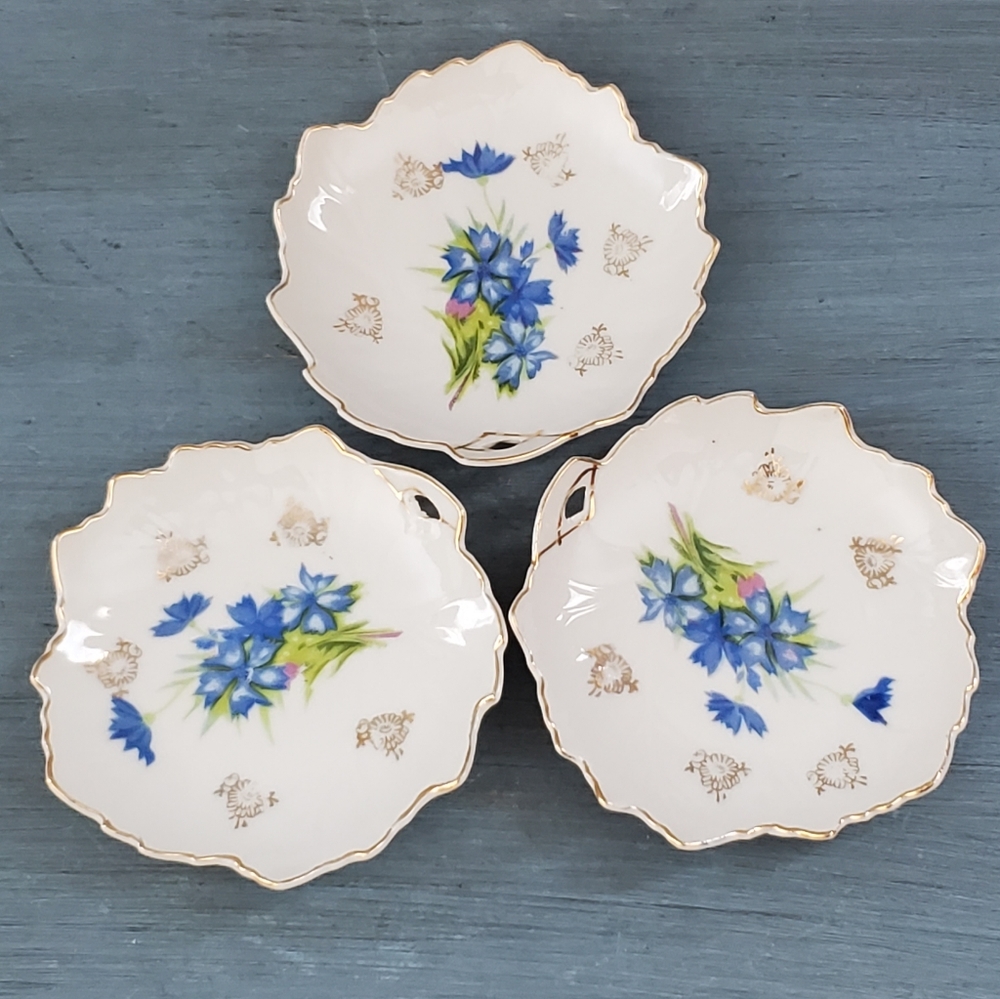 Handpainted Porcelain Leaf Shaped Dishes